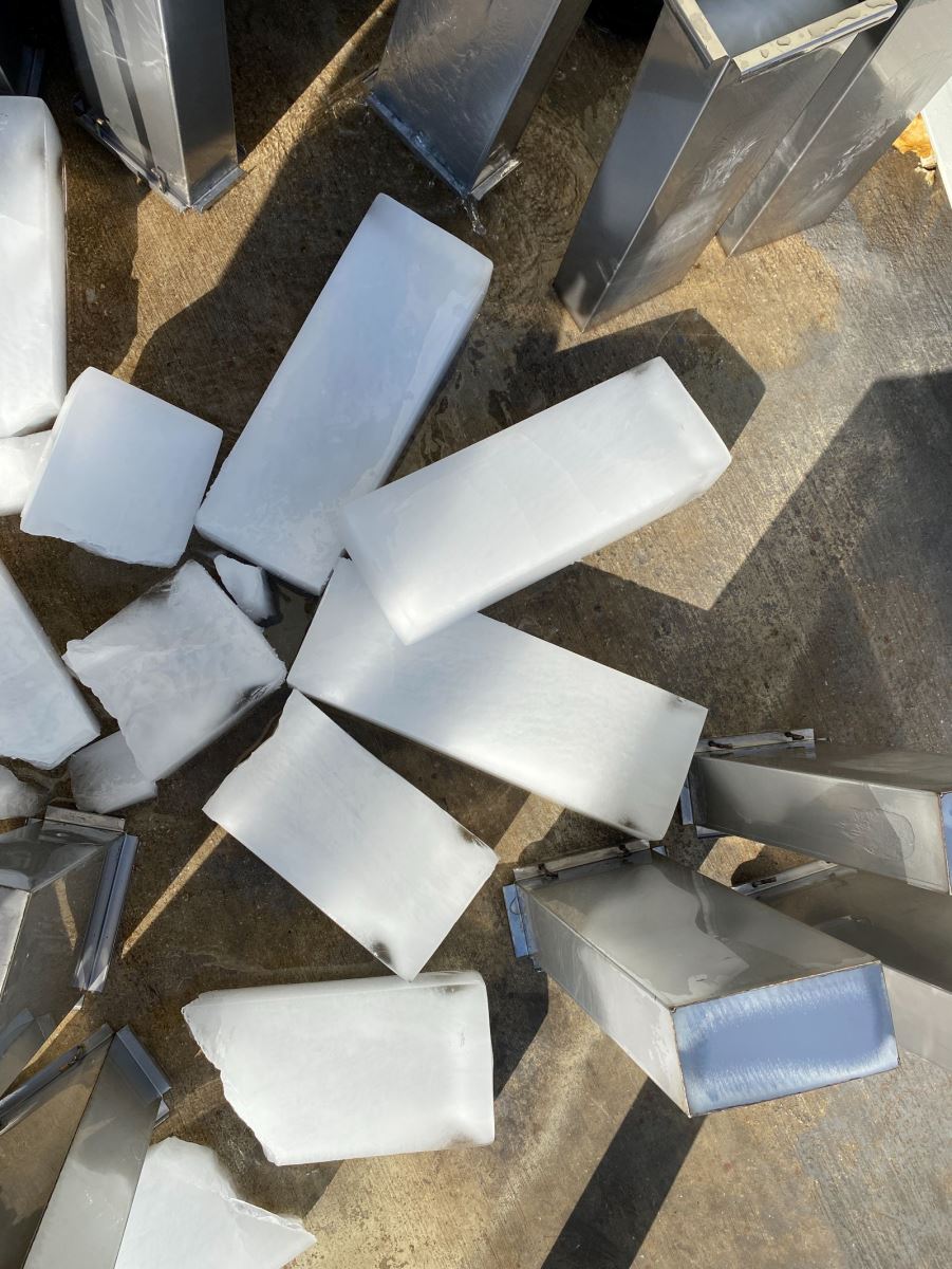 Afrika'da Kalıp Buz Makineleri: Kullanım Alanları ve Yatırım Avantajları